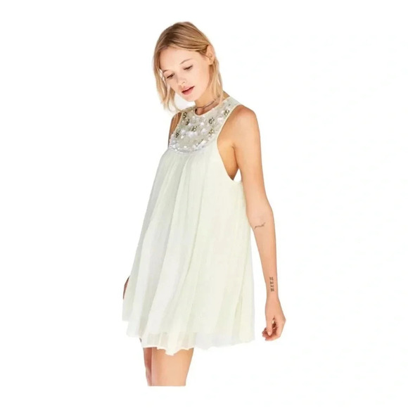 Urban Outfitters Kimchi Blue Mimi Embellished‎ Trapeze Mini Dress size S - Picture 3 of 14